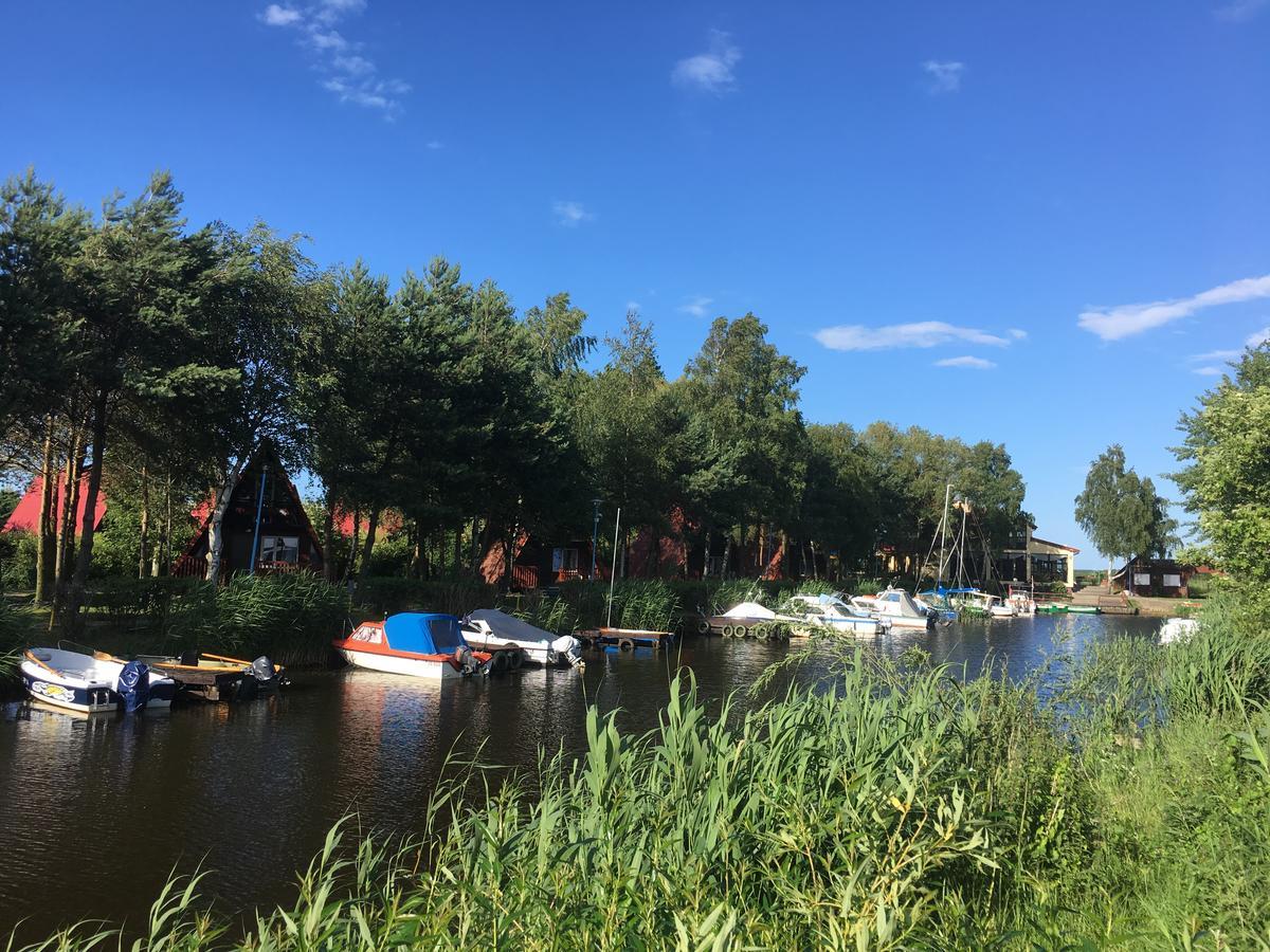 Stanica Wodna Hotell Dźwirzyno Exteriör bild