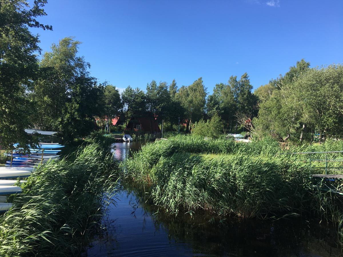 Stanica Wodna Hotell Dźwirzyno Exteriör bild